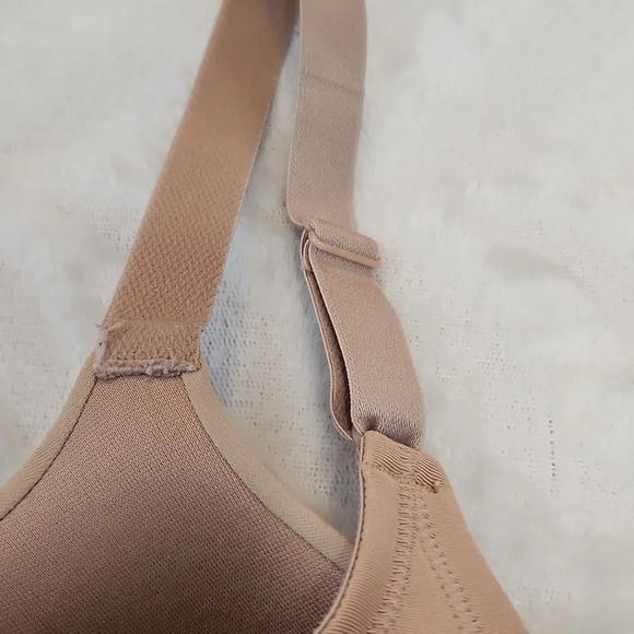 Vanity Fair nude bra size 40C - Picture 8 of 10